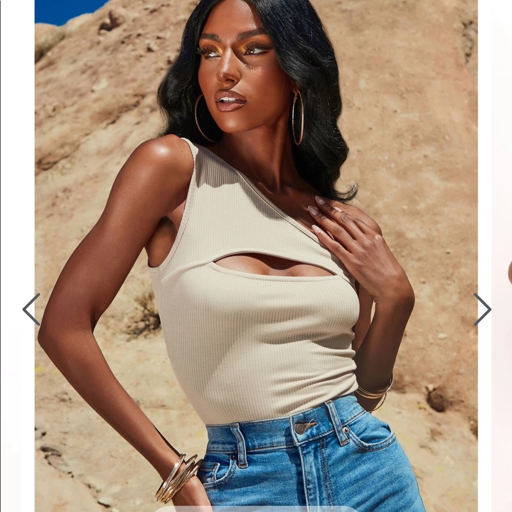 Fashionova cream one shoulder bodysuit